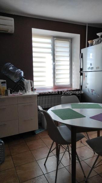 Продам 4-комнатную квартиру