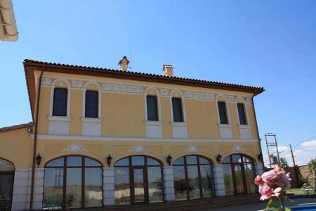 Продам 2-этажный дом