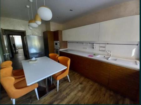 Продам 3-комнатную квартиру в новостройке, ЖК&nbsp;«Романовский»