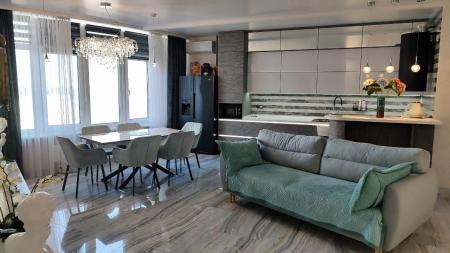 Продам 4-кімнатну квартиру в новобудові, ЖК&nbsp;45&nbsp;Перлина