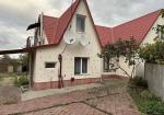 Продам 2-поверховий будинок, 210 м², косметичний ремонт