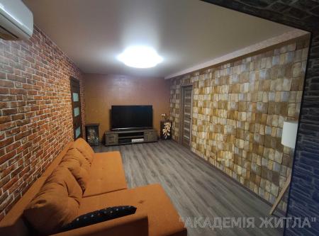 Продам 2-комнатную квартиру