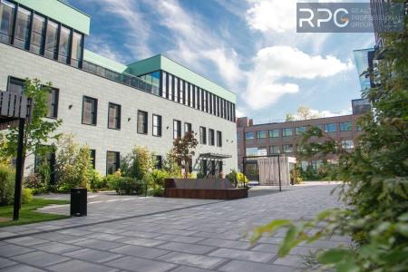 Здам офісна будівля