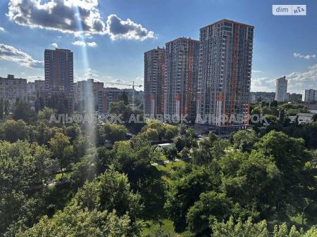Продам 3-кімнатну квартиру