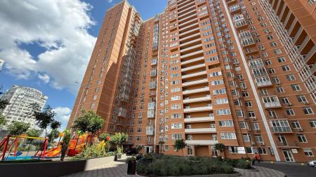 Продам 3-кімнатну квартиру, ЖК «Дмитрієвський 3»
