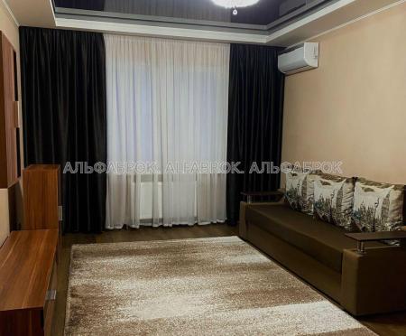 Продам 2-кімнатну квартиру, ЖК Амурський