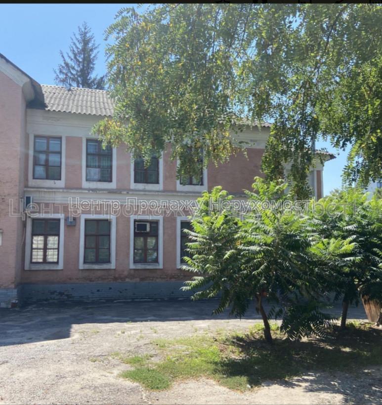 Фото Продам окрему частину будівлі у районі Французького бульвару1