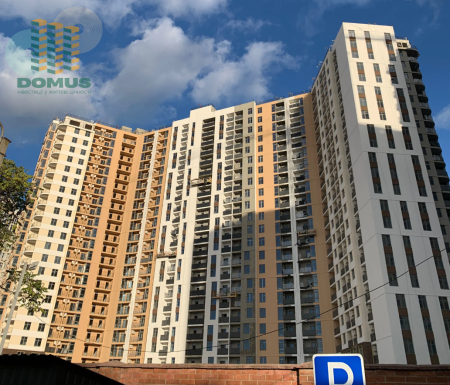 Продам 2-кімнатну квартиру, ЖК «Шістдесят п'ята перлина»