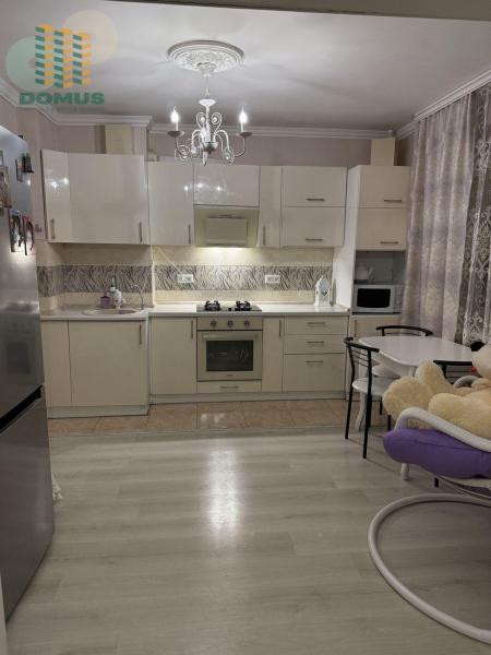 Продам 3-кімнатну квартиру