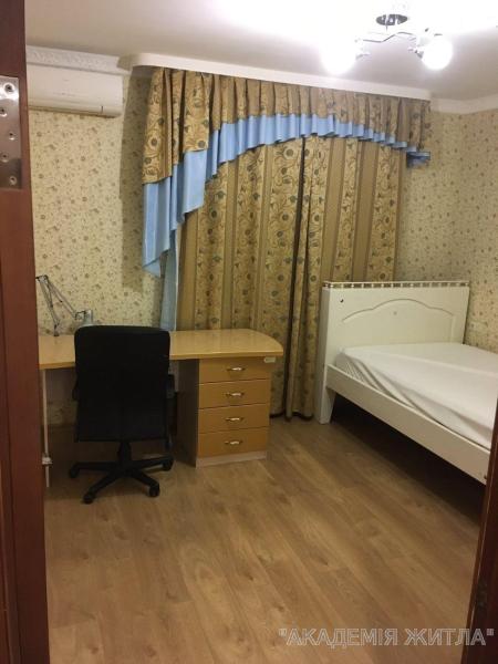 Сдам 3-комнатную квартиру