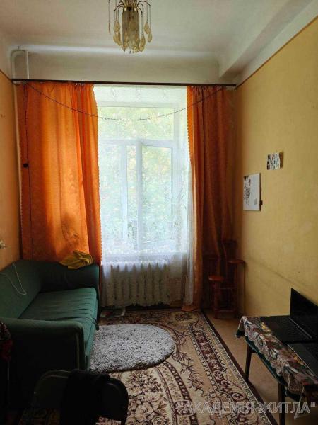Продам 2-комнатную квартиру