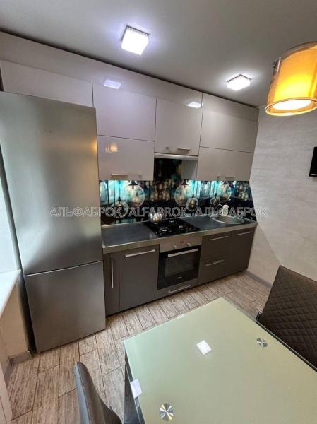 Продам 2-комнатную квартиру