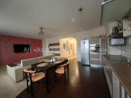 Продам 3-комнатную квартиру