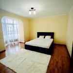 Сдам 3-комнатную квартиру, 80 м², евроремонт