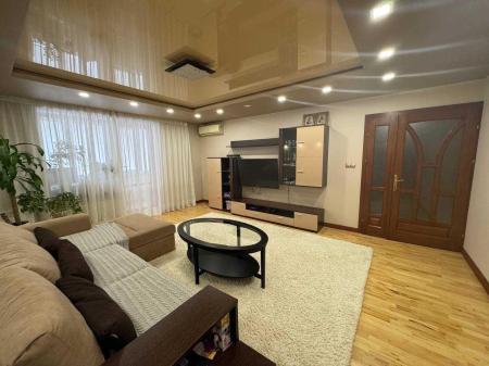 Продам 3-кімнатну квартиру