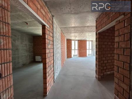 Продам 4-кімнатну квартиру, ЖК Русанівська Гавань