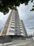 Продам 1-кімнатну квартиру, ЖК Райдужний, 49.50 м², без внутрішніх робіт