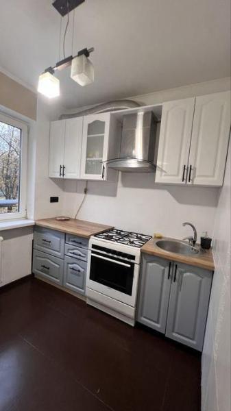 Продам 3-кімнатну квартиру