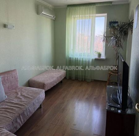 Продам 3-комнатную квартиру