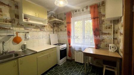 Продам 3-кімнатну квартиру