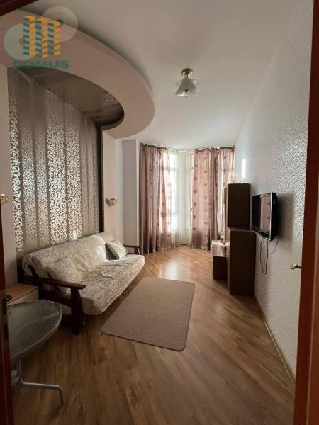 Продам 2-кімнатну квартиру, ЖК «Корона Нової Аркадії»