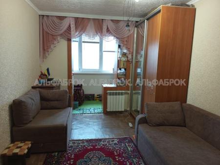 Продам 4-комнатную квартиру