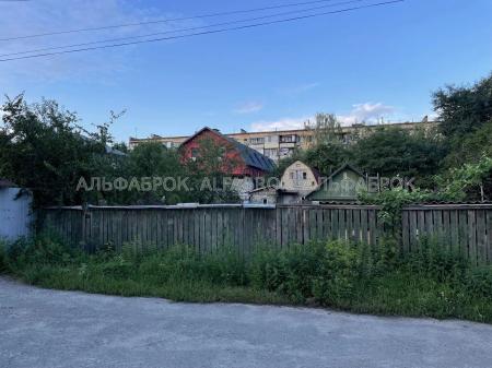 Продам ділянку під забудову приватного будинку