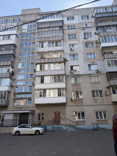 Продам 2-комнатную квартиру