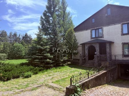 Продам 2-поверховий будинок