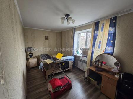 Продам 2-комнатную квартиру