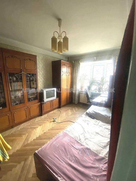 Продам 2-кімнатну квартиру