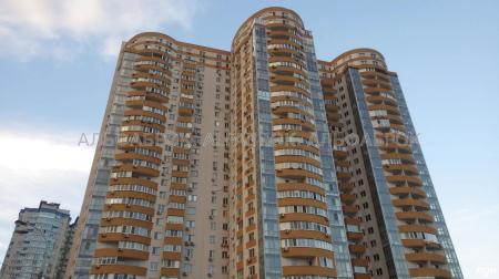 Продам 2-кімнатну квартиру, ЖК «Барвінок»