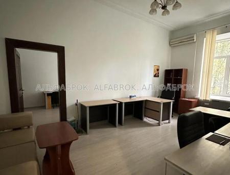 Продам 2-комнатную квартиру