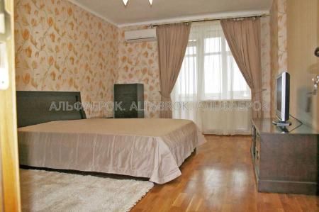 Продам 3-кімнатну квартиру