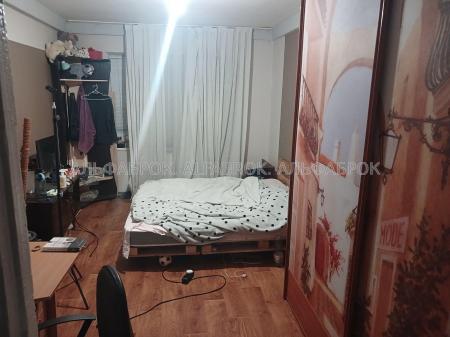 Продам 3-кімнатну квартиру