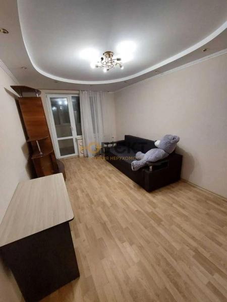 Продам 2-кімнатну квартиру