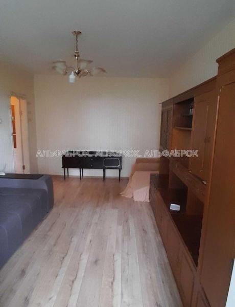 Продам 2-комнатную квартиру