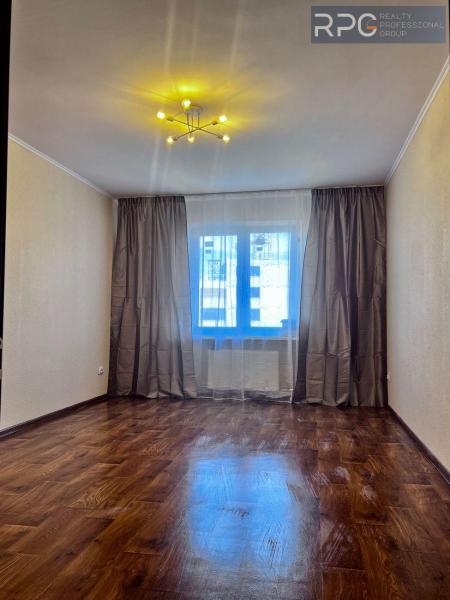 Продам 2-кімнатну квартиру