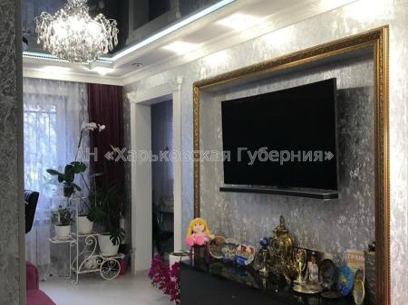 Продам 4-комнатную квартиру