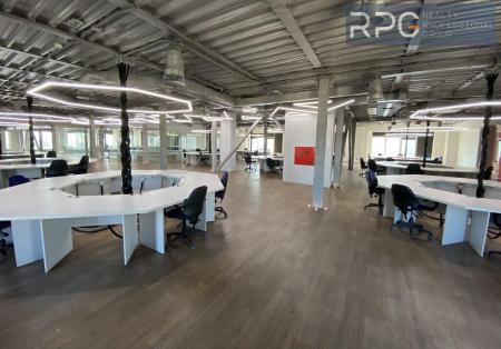 Продам офіс в офісному центрі