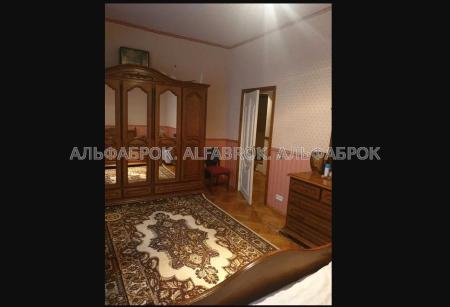 Продам 3-кімнатну квартиру