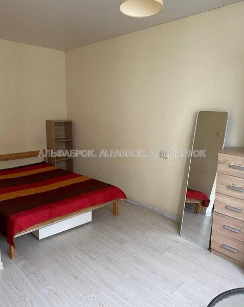 Продам 1-кімнатну квартиру