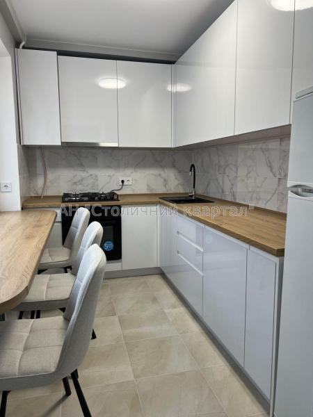 Продам 3-кімнатну квартиру