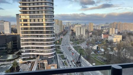 Продам 3-кімнатну квартиру, ЖК White Lines