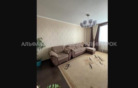 Продам 3-комнатную квартиру