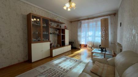 Продам 3-кімнатну квартиру
