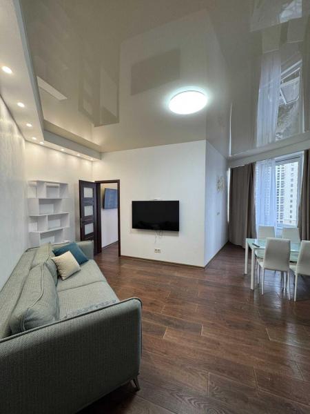 Продам 2-комнатную квартиру