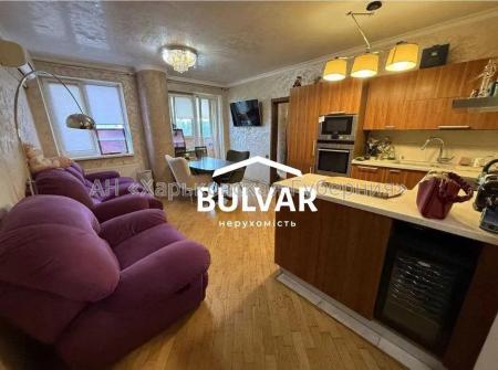 Продам 3-комнатную квартиру