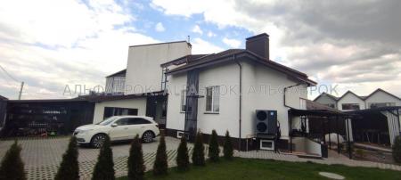 Продам 2-поверховий будинок
