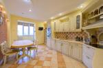 Продам 3-кімнатну квартиру, 140.20 м², євроремонт